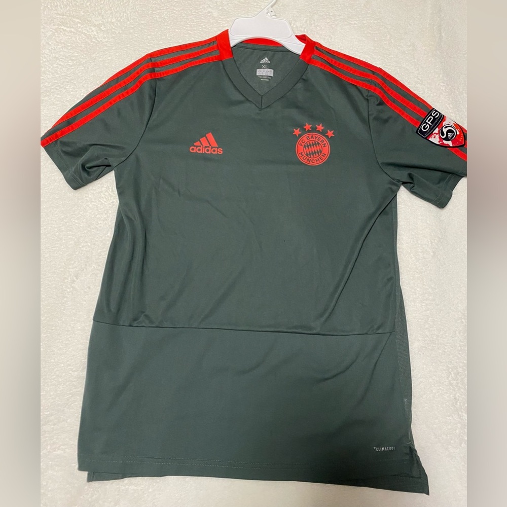 Youth Kids Adidas FC Bayern Training Jersey - XL (15-16Y)